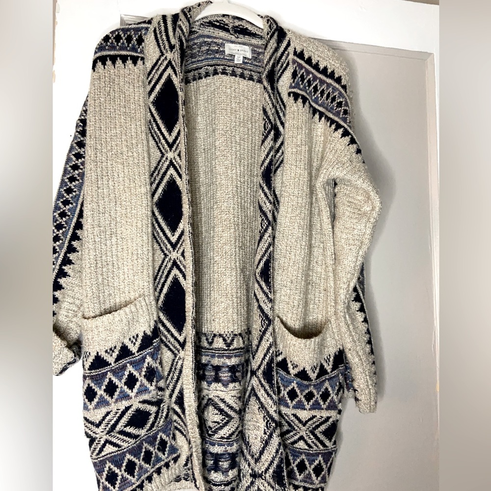 Cozy and warm Lucky Brand knit Cardigan